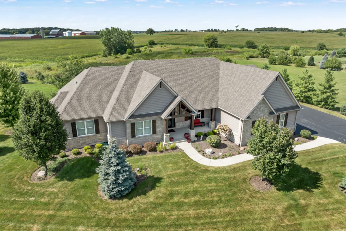 45W210 Timberview Lane, Hampshire