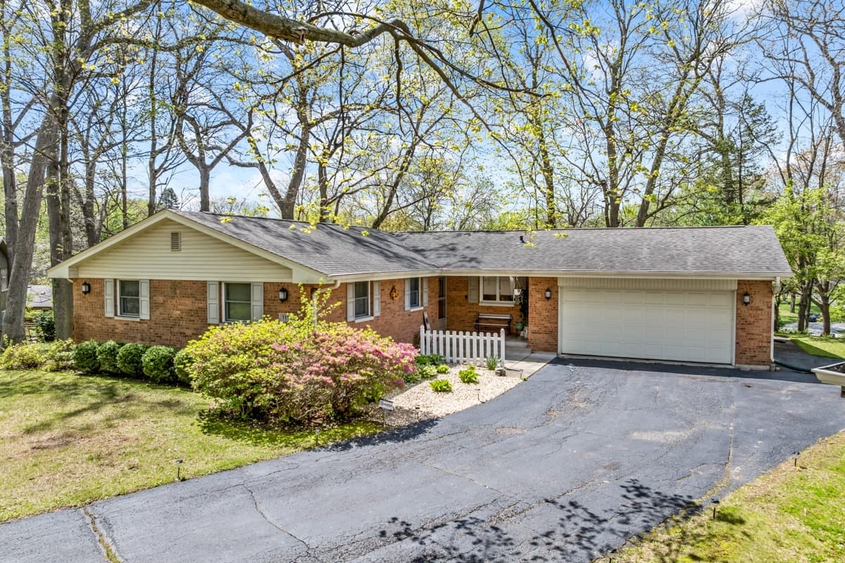 1111 Edgewood Circle, Rockford