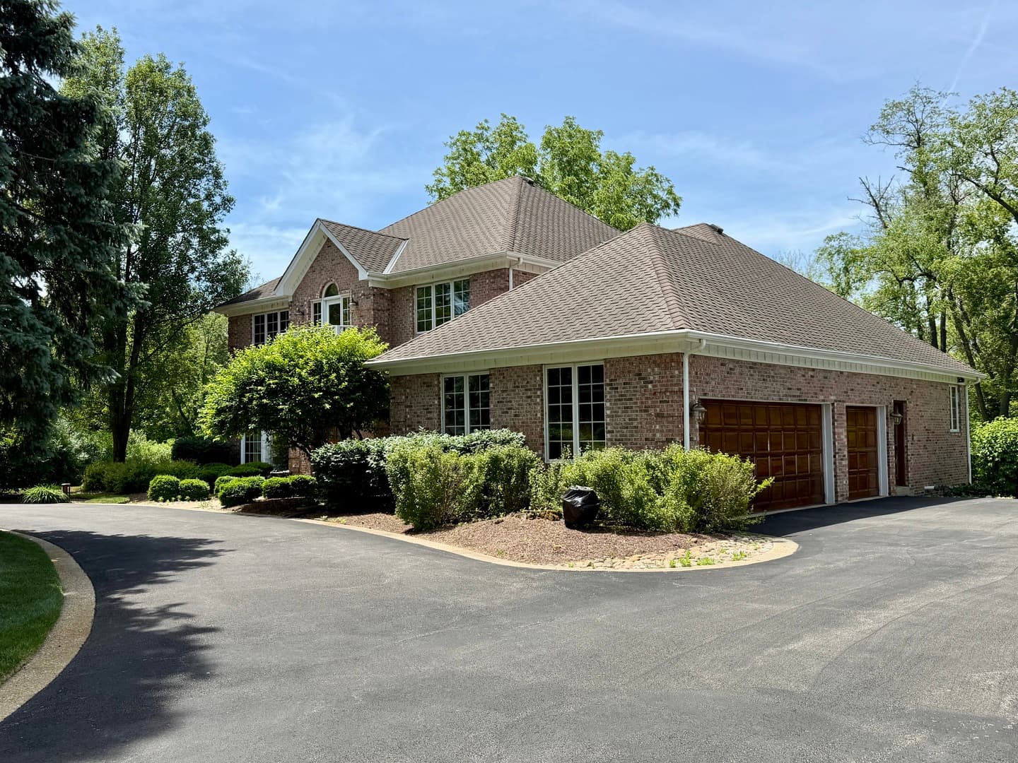 17N656 Adams Drive, West Dundee